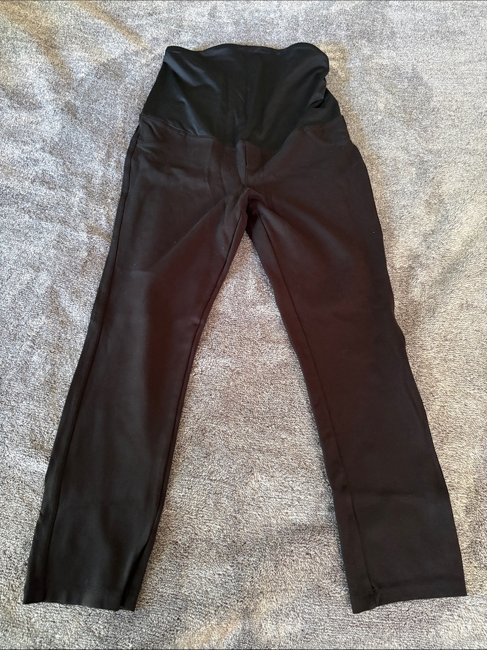 Black Maternity Stretchy Jeggings with Full Panel Size Small by Ingrid + Isabel